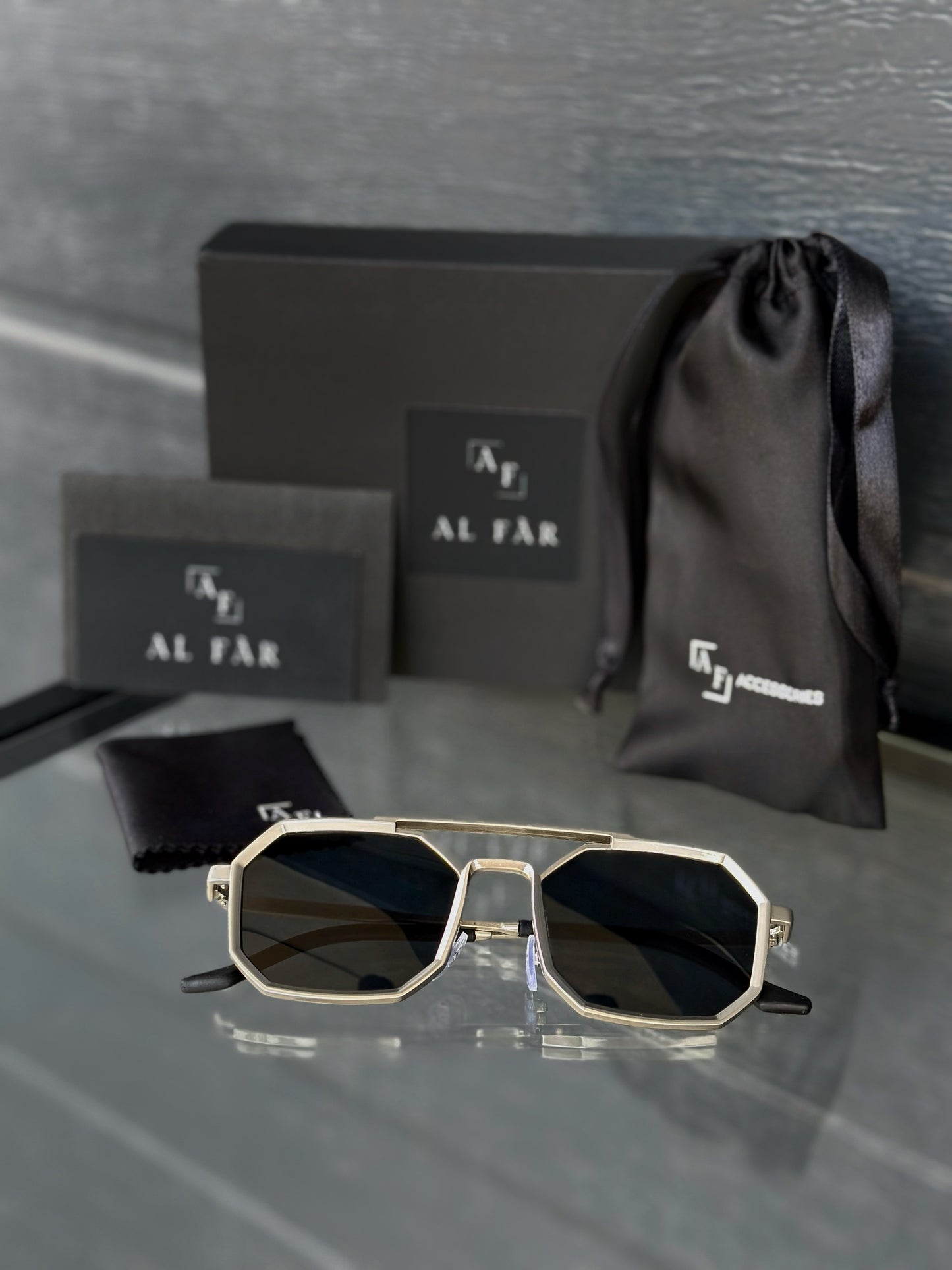 AL Fàr Unisex Sunglasses
