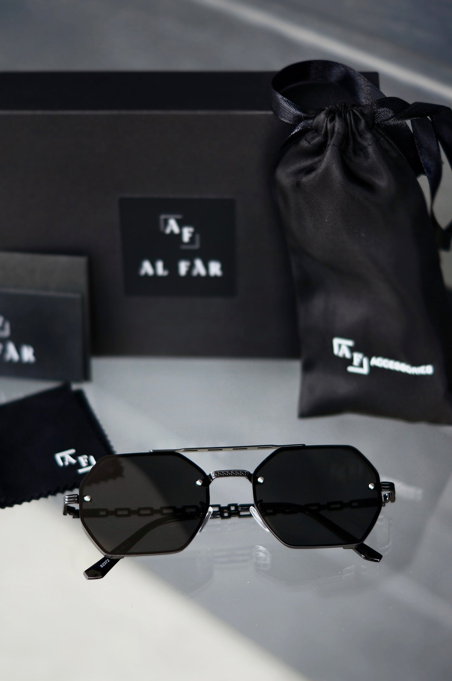 AL Fàr Unisex Sunglasses