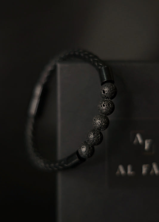 Гривна от еко кожа - Black stone