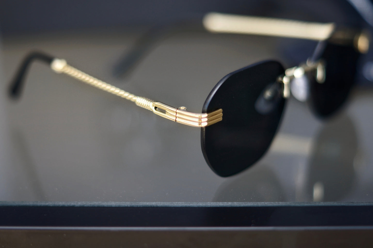 AL Fàr Unisex Sunglasses